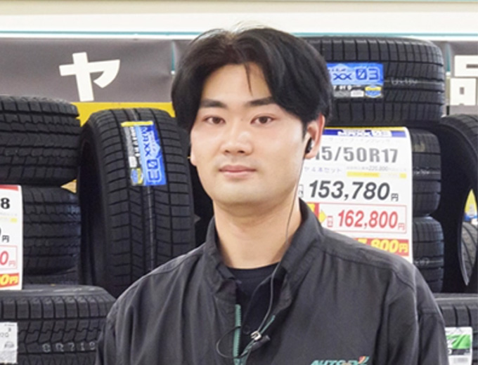 先輩社員